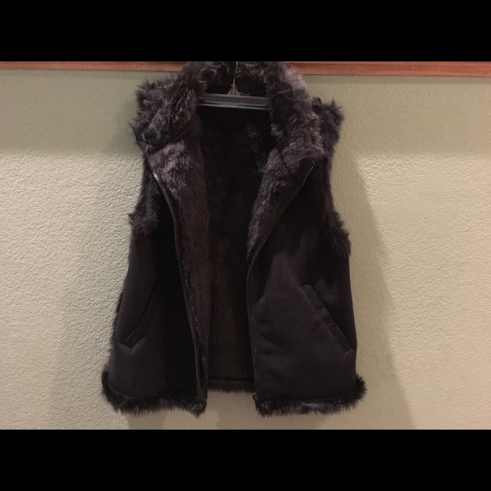 Casual Vest - Picture 4 of 5